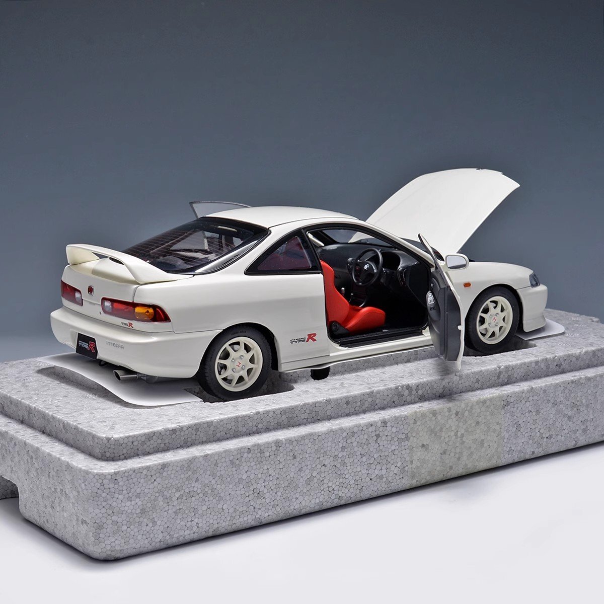 ▲入手困難!Championship White!限定品!MH 1/18 1/18 ホンダ Honda Civic シビックType R タイプ R Integra DC2 新品 MotorHelix_画像7
