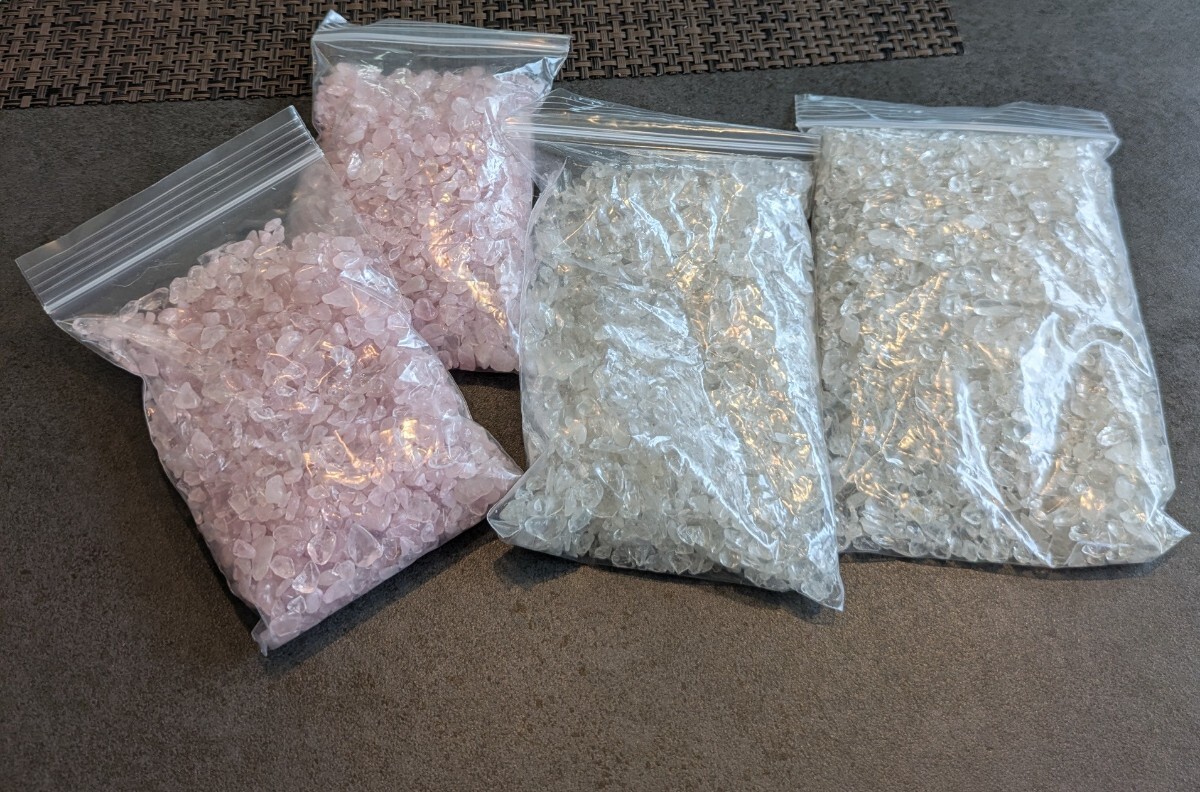 さざれ石　クリスタル、ローズクォーツ　900g_画像1