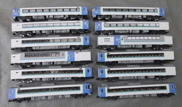 ☆ケース付き☆TOMIX 92781 キハ183系2550 特急ディーゼルカー(HET) 12両セット Nゲージ 鉄道模型 トミックス_画像7