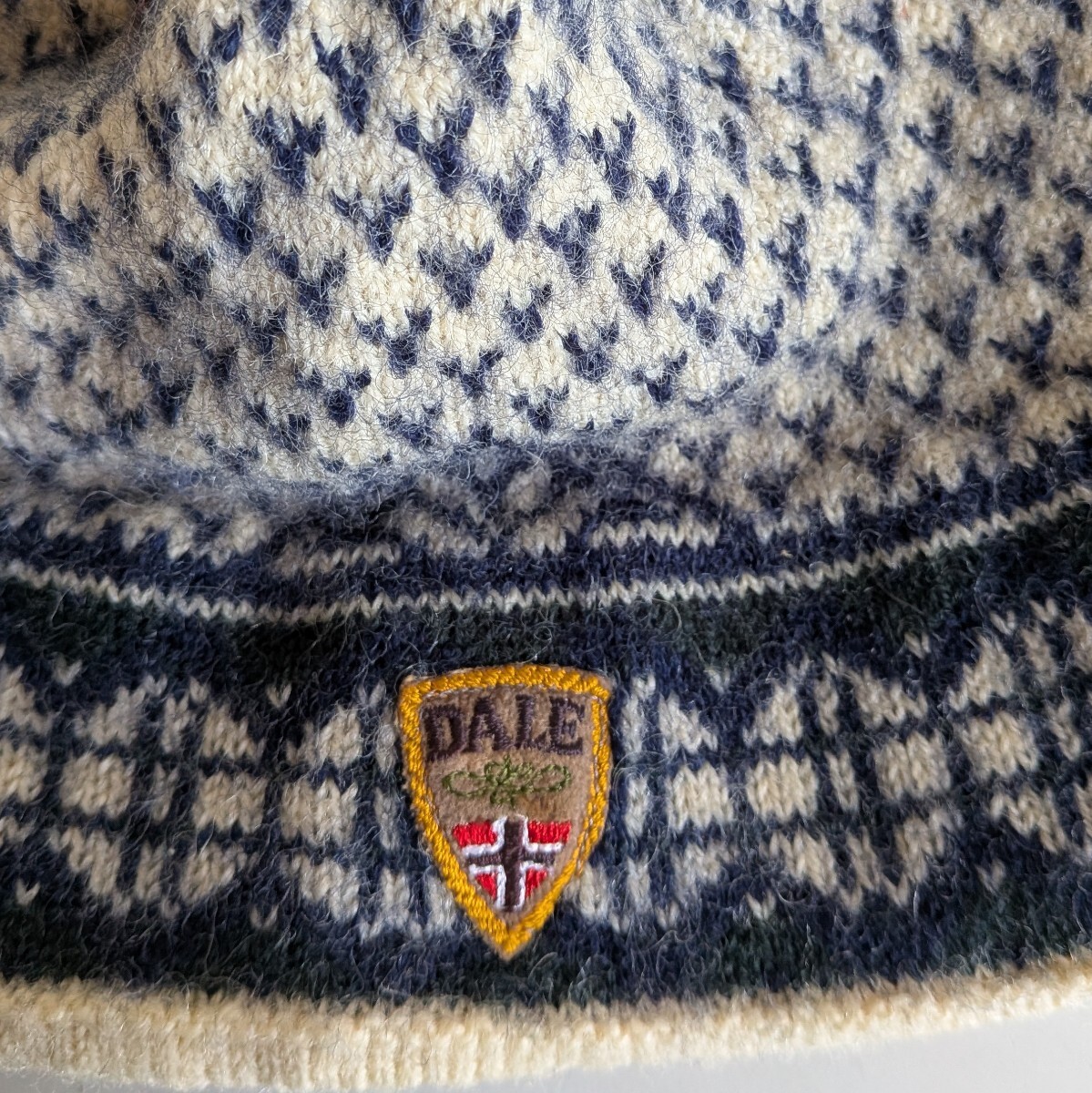 DALE of Norway ダーレ・オブ・ノルウェー ニットキャップ '９０年代 オフホワイト/ネイビー・総柄 ウール ノルウェー製 ユーズド品_画像4