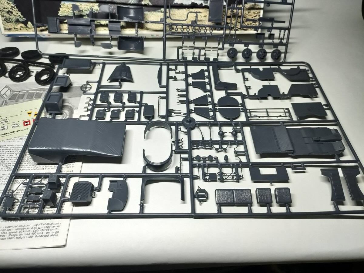 168 イタレリ HORCH KFZ 15 ドイツ兵員輸送車_画像4