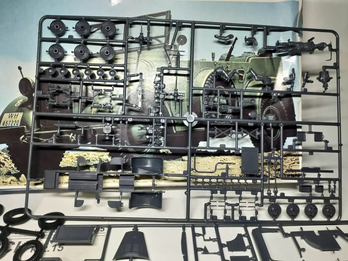 168 イタレリ HORCH KFZ 15 ドイツ兵員輸送車_画像5