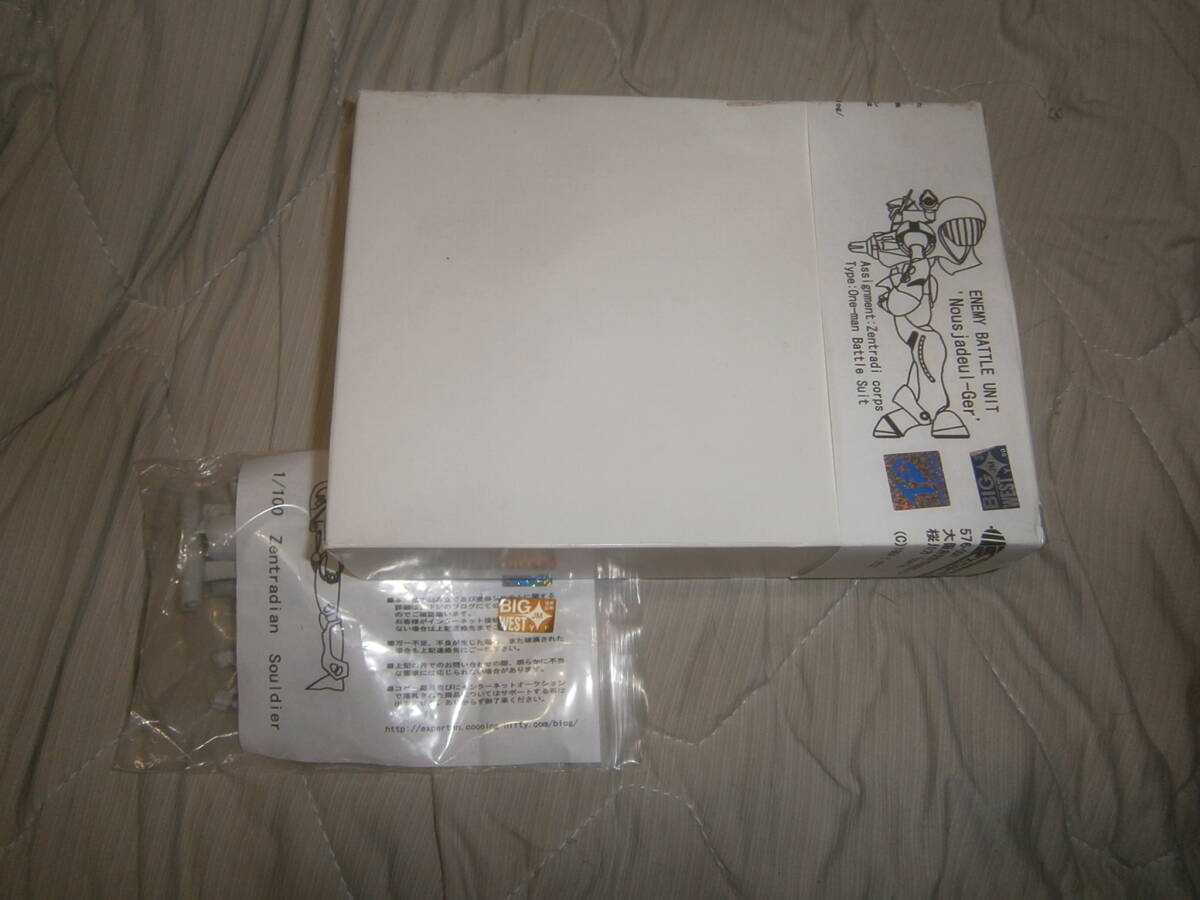 ガレージキット ワンフェス Experten1/100 マクロス ヌージャデルガー劇場版とゼントラーディ兵_画像1