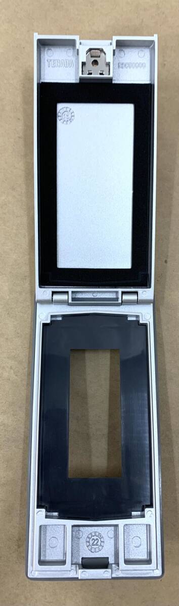 ※1円スタート【新品・未開封品】【3個】神保電器 防雨形配線器具 鍵付きセキュリティカバー シルバー TDP-3WKY-SV_画像5