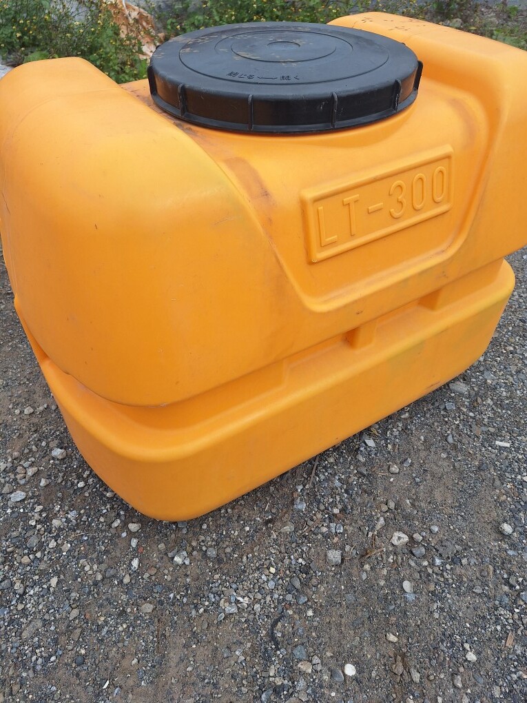 タンク ローリータンク LT-300 ☆引取り歓迎☆_画像1