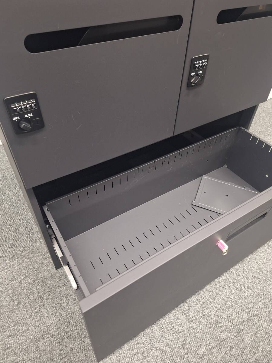ロッカー ダイヤルキー 4ドア+引き出し 黒 ブラック⑤ 鍵付き_画像7