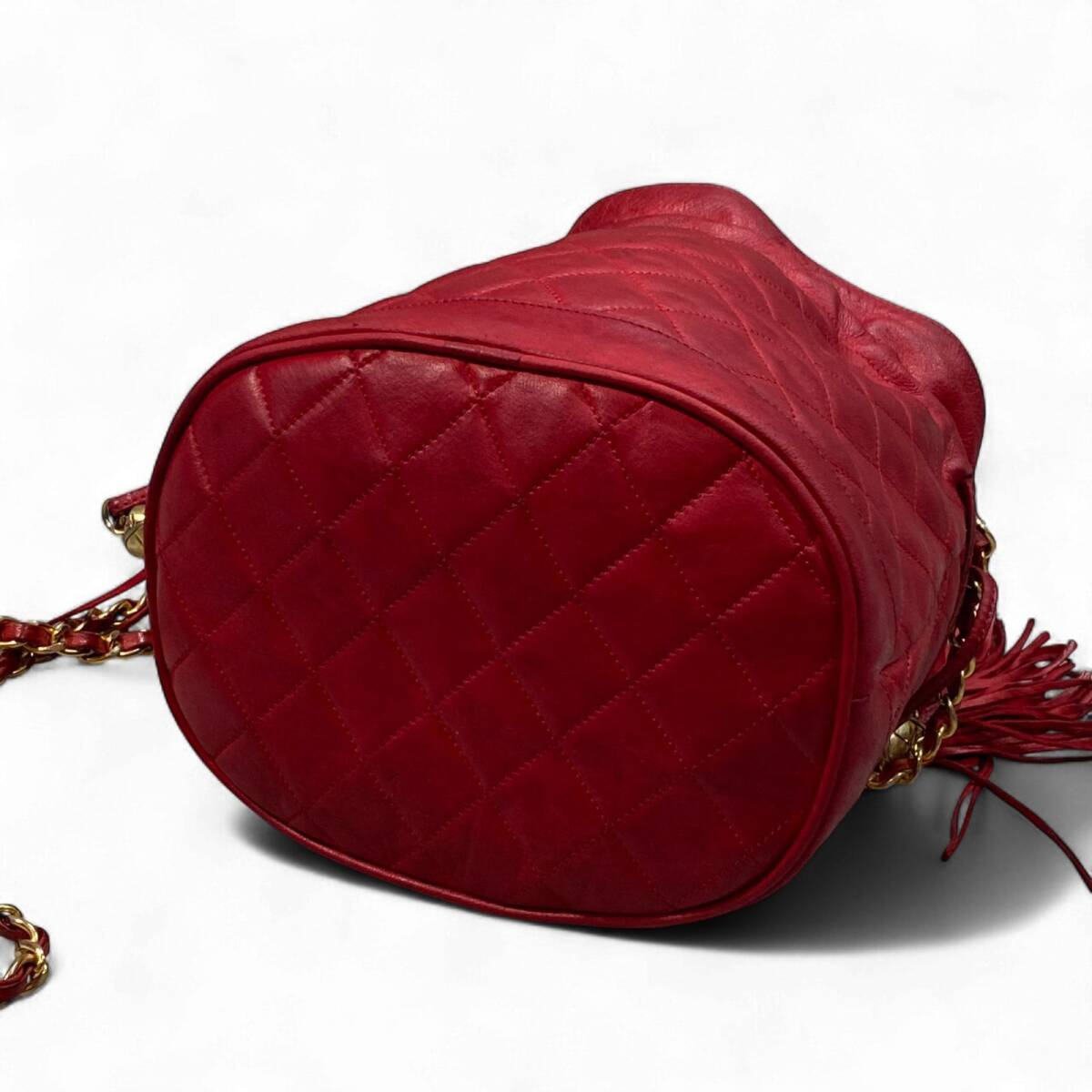 【1円】CHANEL シャネル ヴィンテージ マトラッセ チェーンショルダーバッグ 巾着ラムスキン タッセル キルティング ココマーク KT80-G-KG_画像4