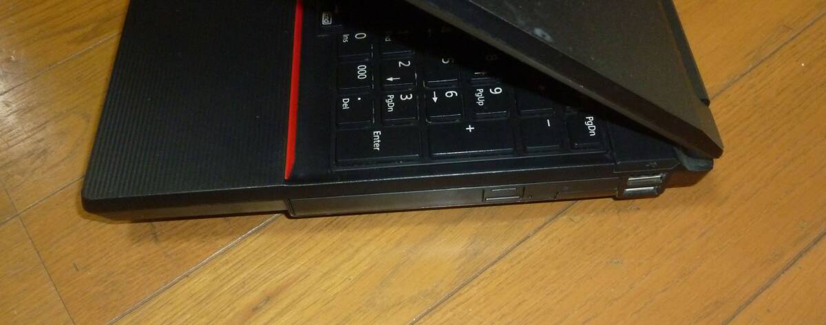 【第4世代】 ジャンク 富士通 LIFEBOOK A574/H Corei5-4300M/4GB/Win10キー/ 部品取　管P-427_画像4