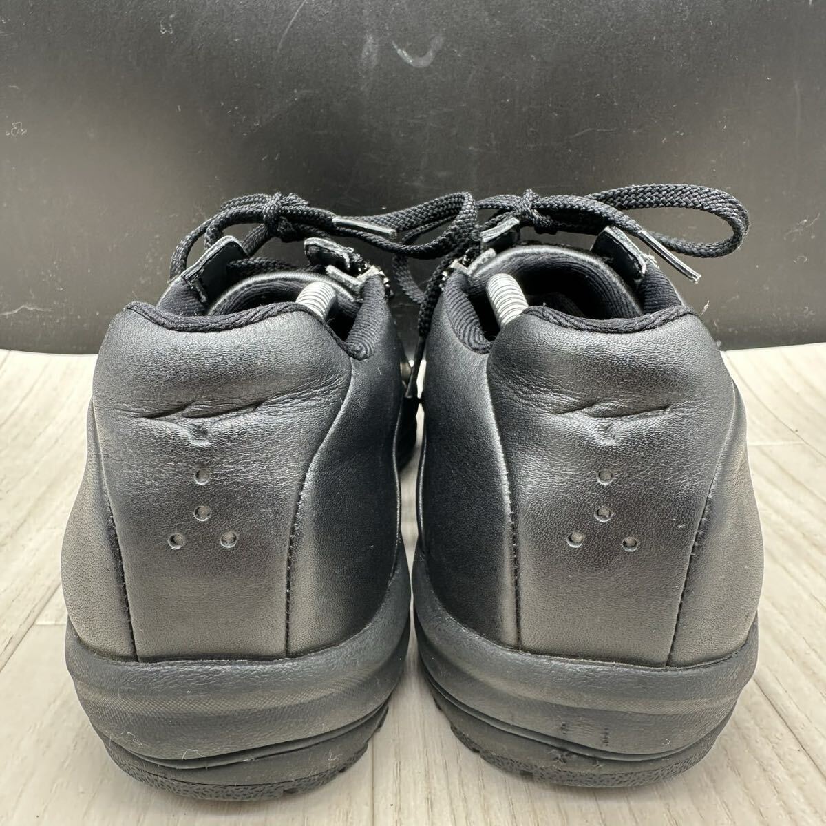 【美品】MIZUNO ミズノ スニーカー ウォーキングシューズ ブラック 24_画像4