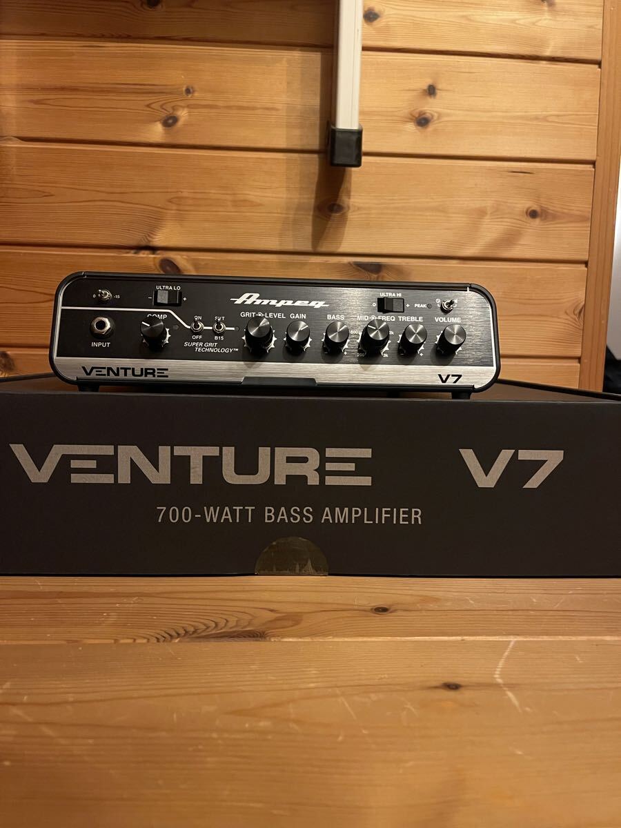 ほぼ未使用　ampeg アンペグ　Ampeg Venture V7 ベースアンプヘッド　ベースヘッド　 ヘッドアンプ ベースアンプ_画像1