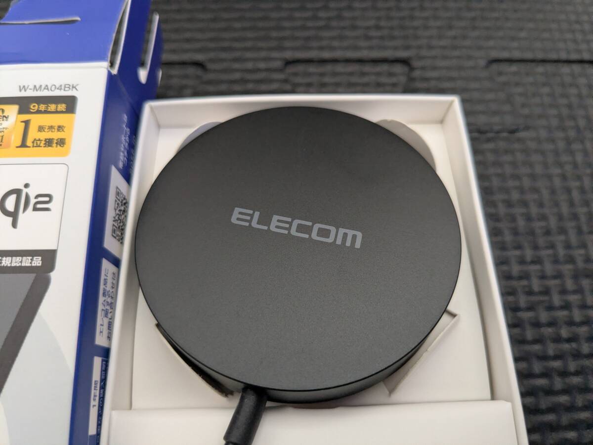 ◎0711u1129 エレコム Qi2 ワイヤレス充電器 15W マグネット 卓上 ブラック W-MA04BK_画像2