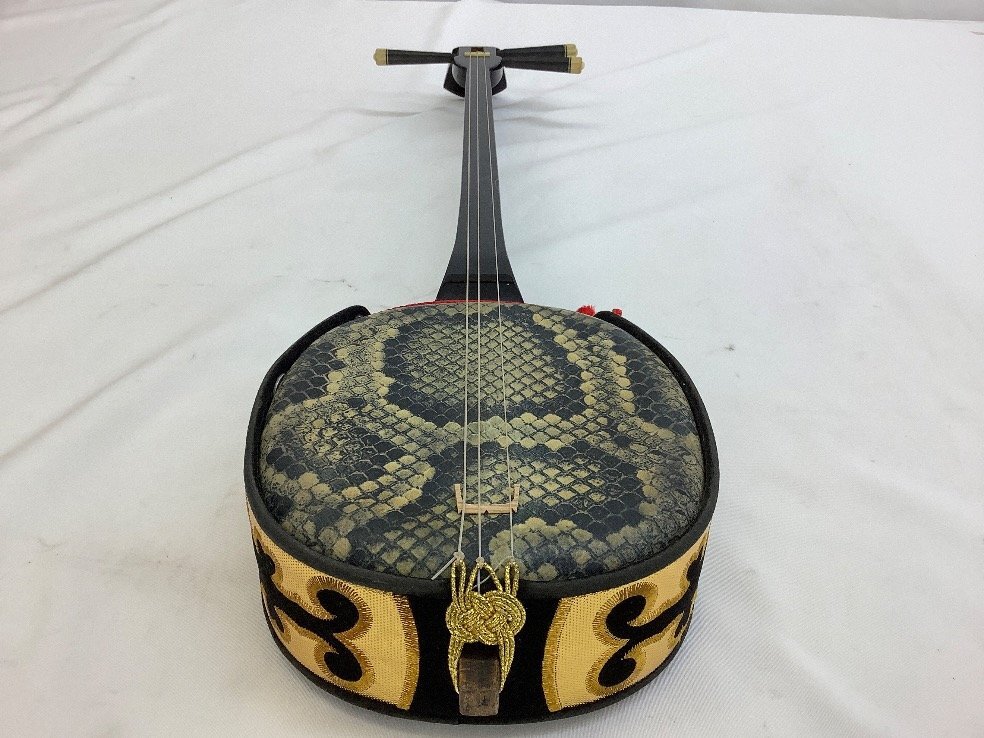 三線/弦/ケース付き 現状品/ACB 中古品_画像2