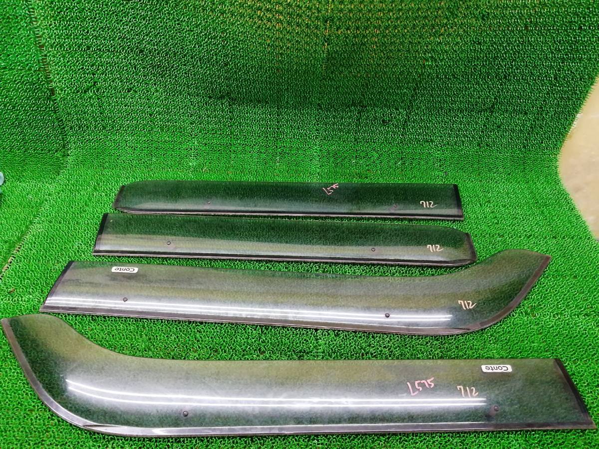 ダイハツ ムーヴコンテ L575S L585S 純正　ドアバイザー 一台分　サイドバイザー　4枚セット　雨よけ　雨除け　前後左右_画像1
