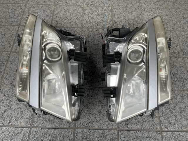★☆日産 エルグランド ハイウェイスター PE52 PNE52用純正HIDヘッドランプ 2/2 K23/G☆★_画像3