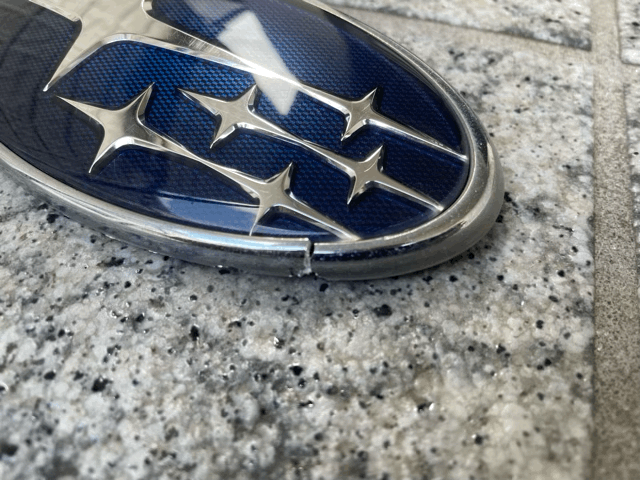 ★☆後期 EXIGA エクシーガ YA5/YA9/YAM 用純正スバルリアエンブレム☆★_画像4