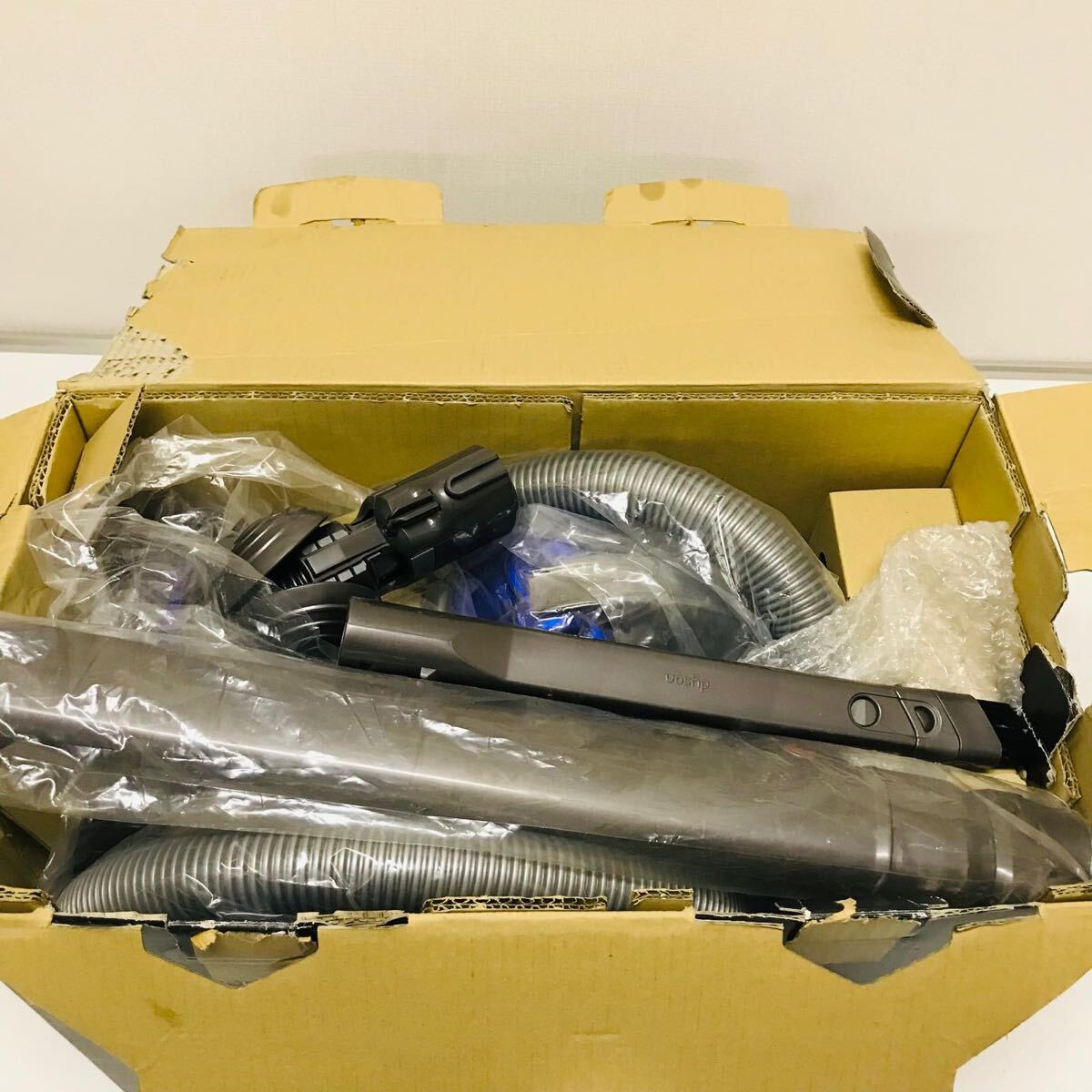 ダイソン Dyson 電気掃除機 クリーナー 掃除機 CX1ーJPーCJA0547A 動作確認済み 中古品_画像2