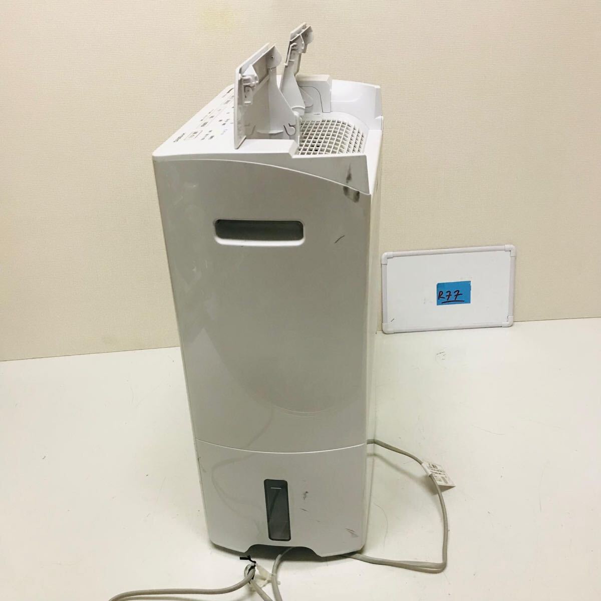 Panasonic パナソニック 衣類乾燥除湿機 衣類乾燥除湿器 ホワイト ナノイー nanoe 除湿機 F-YHVX120 動作確認済み　中古品_画像7