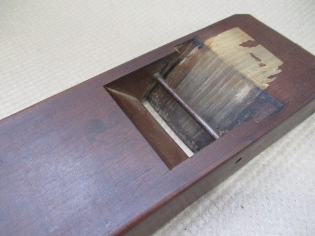  б/у товар рубанок общая длина примерно 275mm лезвие ширина примерно 70mm Koo 5