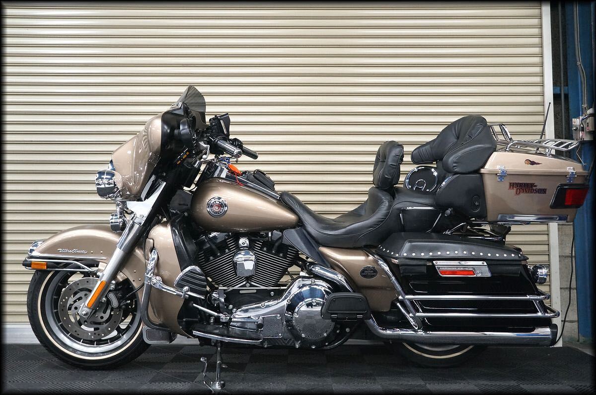 ★FLHTCU1450★ウルトラ★お得な車検丸々2年付き！★カスタムマフラー装着で迫力のサウンド！★高価なバックギア装着済み！★ETC付き★_画像3