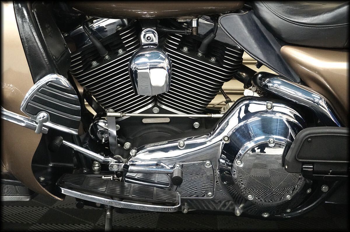 ★FLHTCU1450★ウルトラ★お得な車検丸々2年付き！★カスタムマフラー装着で迫力のサウンド！★高価なバックギア装着済み！★ETC付き★_画像9