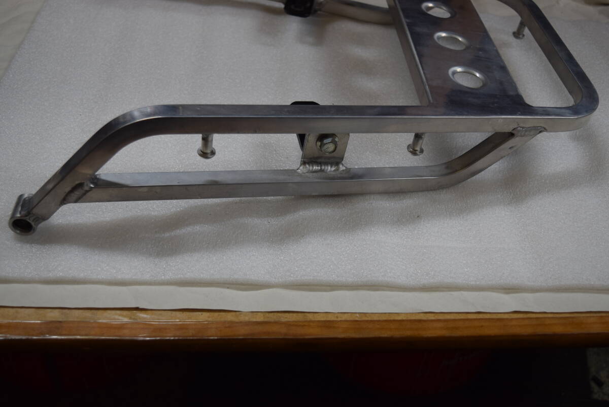 GSX1300R　隼　ハヤブサ GX72A 08-20 リアキャリア　　RALLY591　ラフ＆ロード 中古　クロネコ送料着払発送_画像5