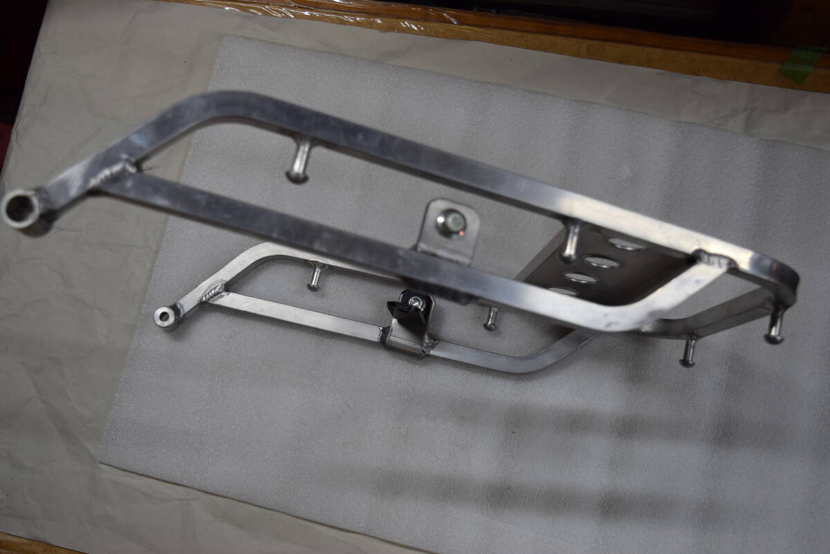 GSX1300R　隼　ハヤブサ GX72A 08-20 リアキャリア　　RALLY591　ラフ＆ロード 中古　クロネコ送料着払発送_画像10