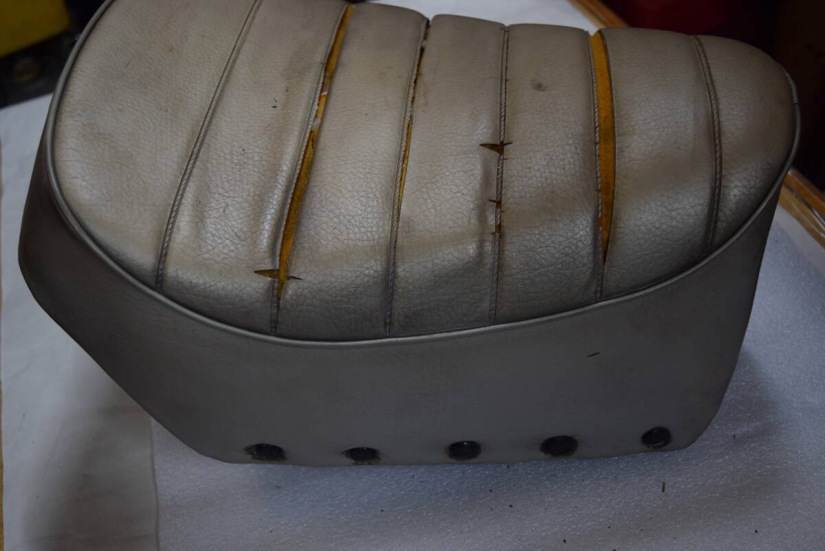 ホンダ ゴリラ Z50J 12V メッキゴリラ シート ジャンク 中古 クロネコ送料着払発送_画像8