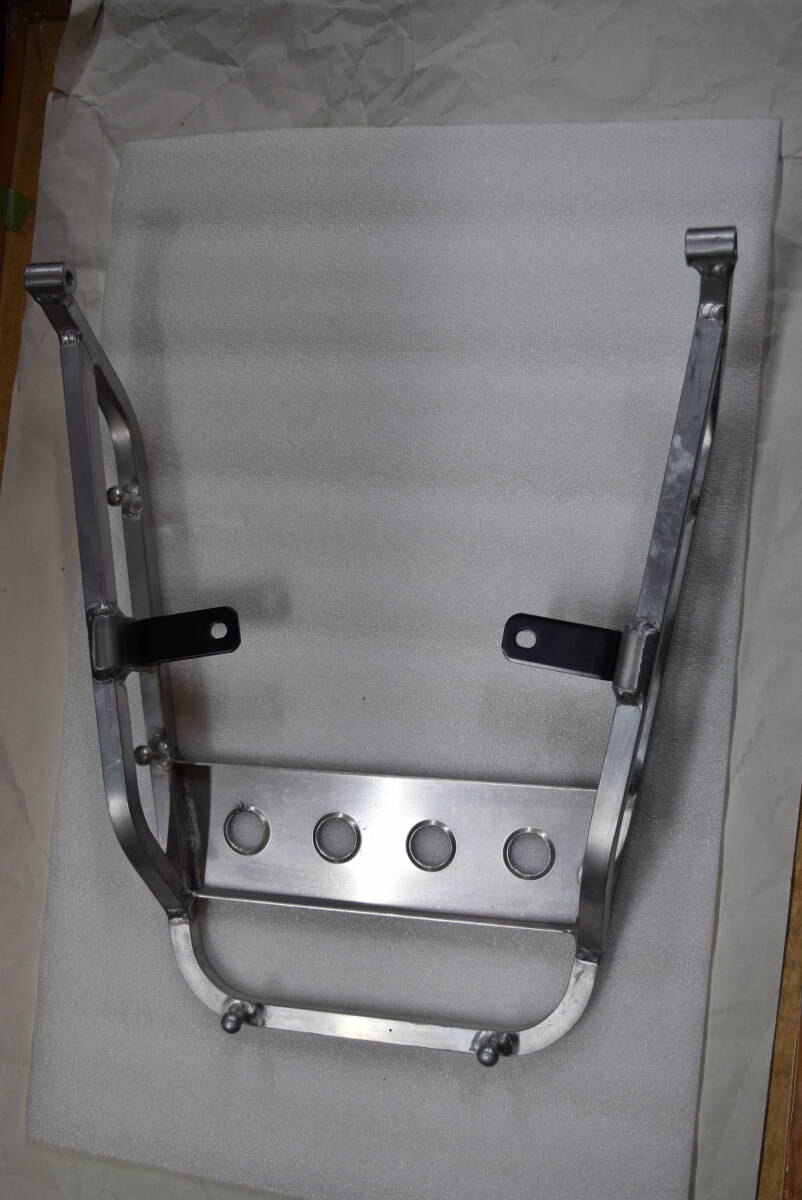 GSX1300R　隼　ハヤブサ GX72A 08-20 リアキャリア　　RALLY591　ラフ＆ロード 中古　クロネコ送料着払発送_画像2