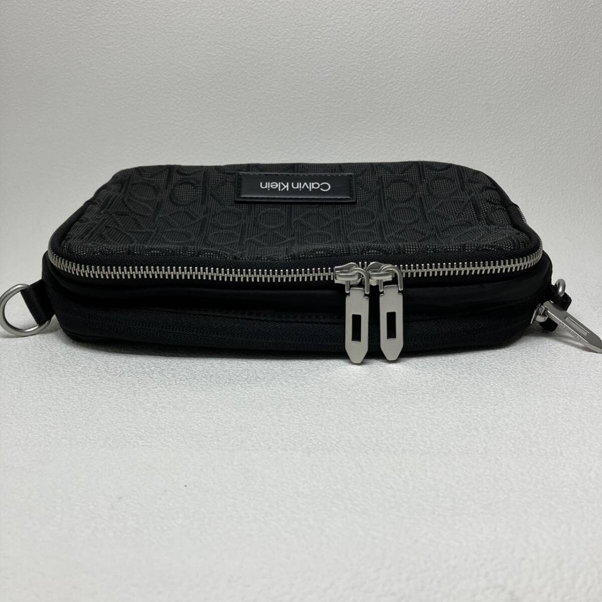 [ прекрасный товар ] Calvin Klein сумка на плечо парусина черный 