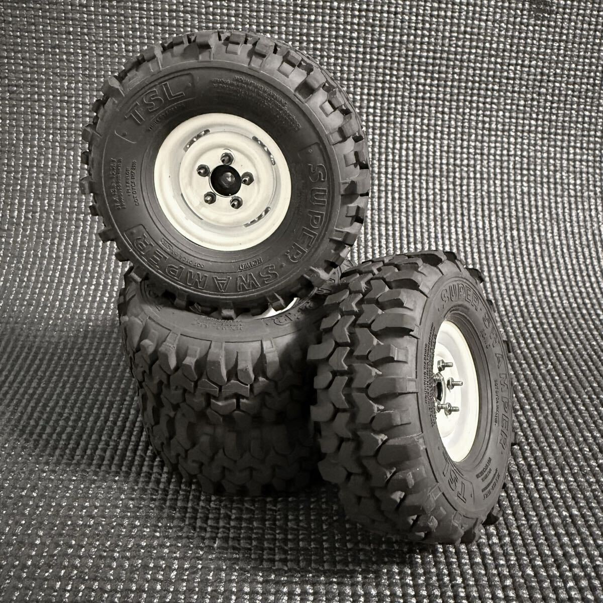 RC4WD Interco TSL SS ナロー & ランディーズ ビンテージ スタンプド スティール ビードロックホイール 1.55 セット_画像1