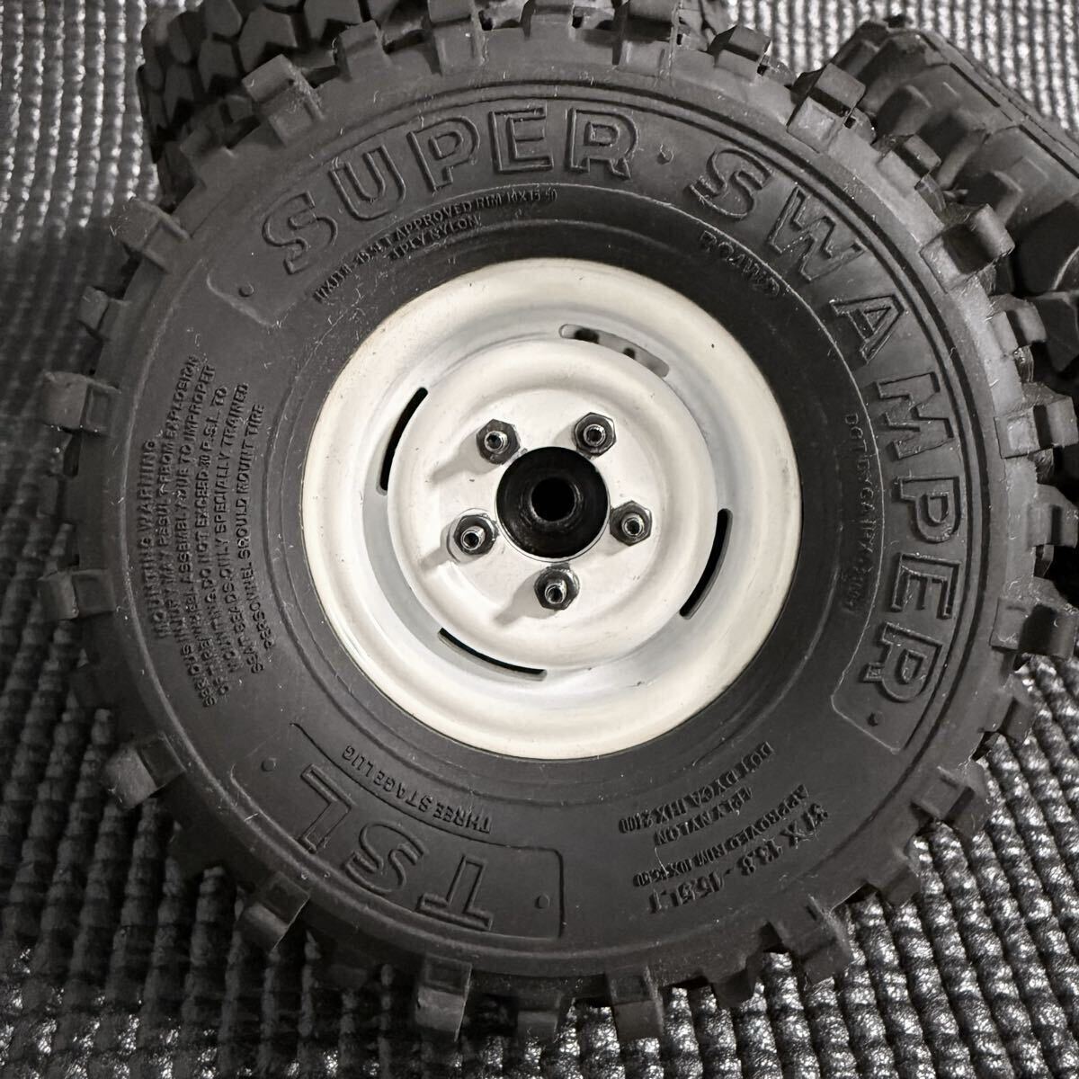 RC4WD Interco TSL SS ナロー & ランディーズ ビンテージ スタンプド スティール ビードロックホイール 1.55 セット_画像5