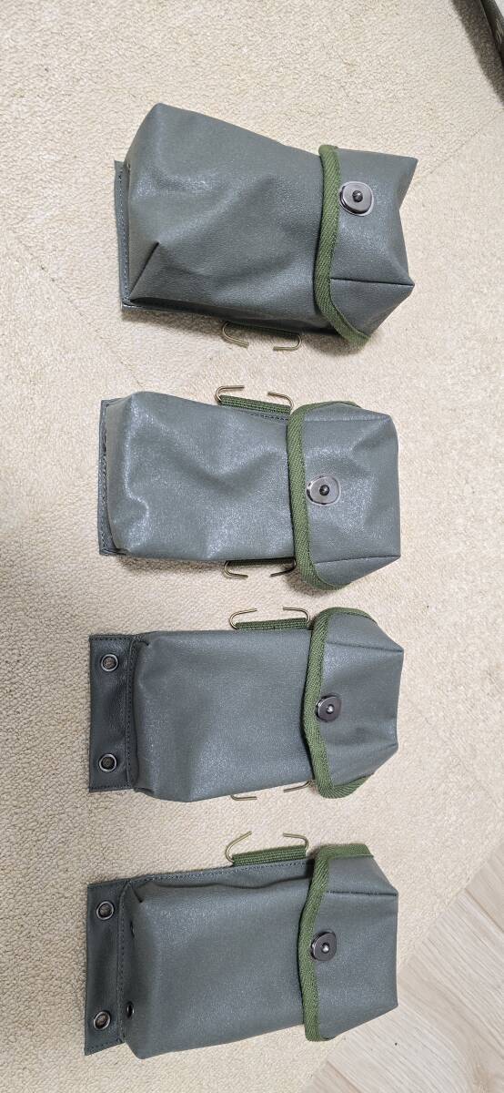 64式小銃 旧型弾納 1本用×２ 2本用×２ 4個セット レプリカ　自衛隊　昭和自衛隊　サバゲー　ミリタリー　エアガン　S＆T　G＆G_画像1