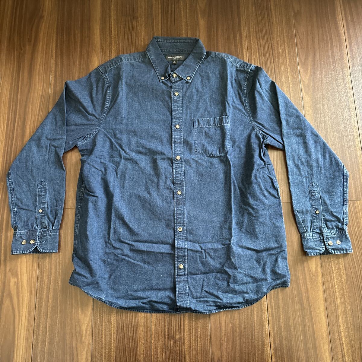 バナナリパブリック BANANA REPUBLIC 長袖 デニムシャツ 長袖シャツ ネイビー Lサイズ_画像1