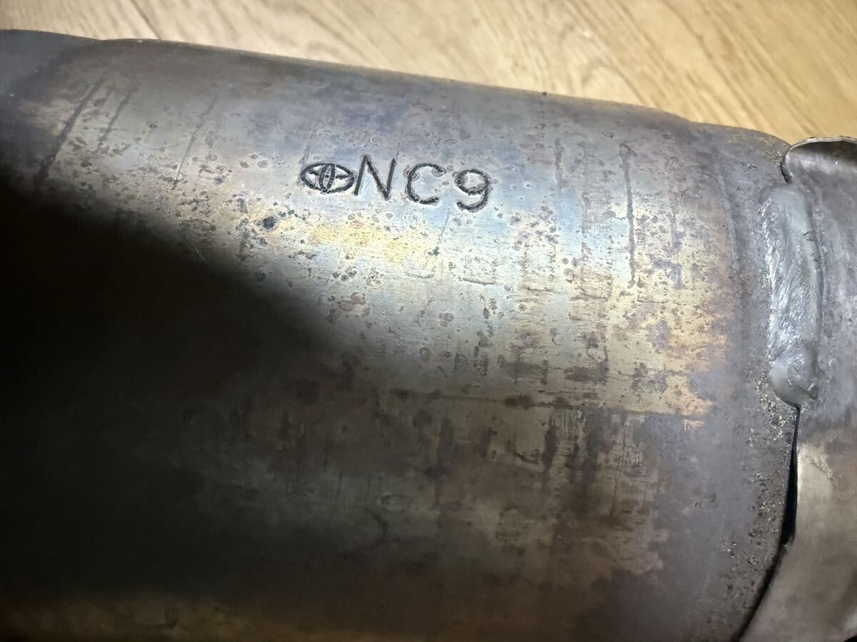 トヨタ・ヴィッツ触媒・送料無料・キャタライザー_画像2