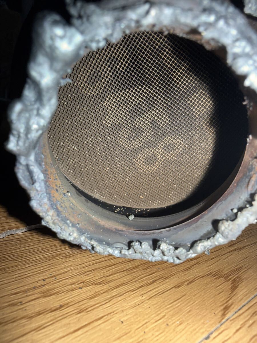 トヨタ・ヴィッツ触媒・送料無料・キャタライザー_画像4