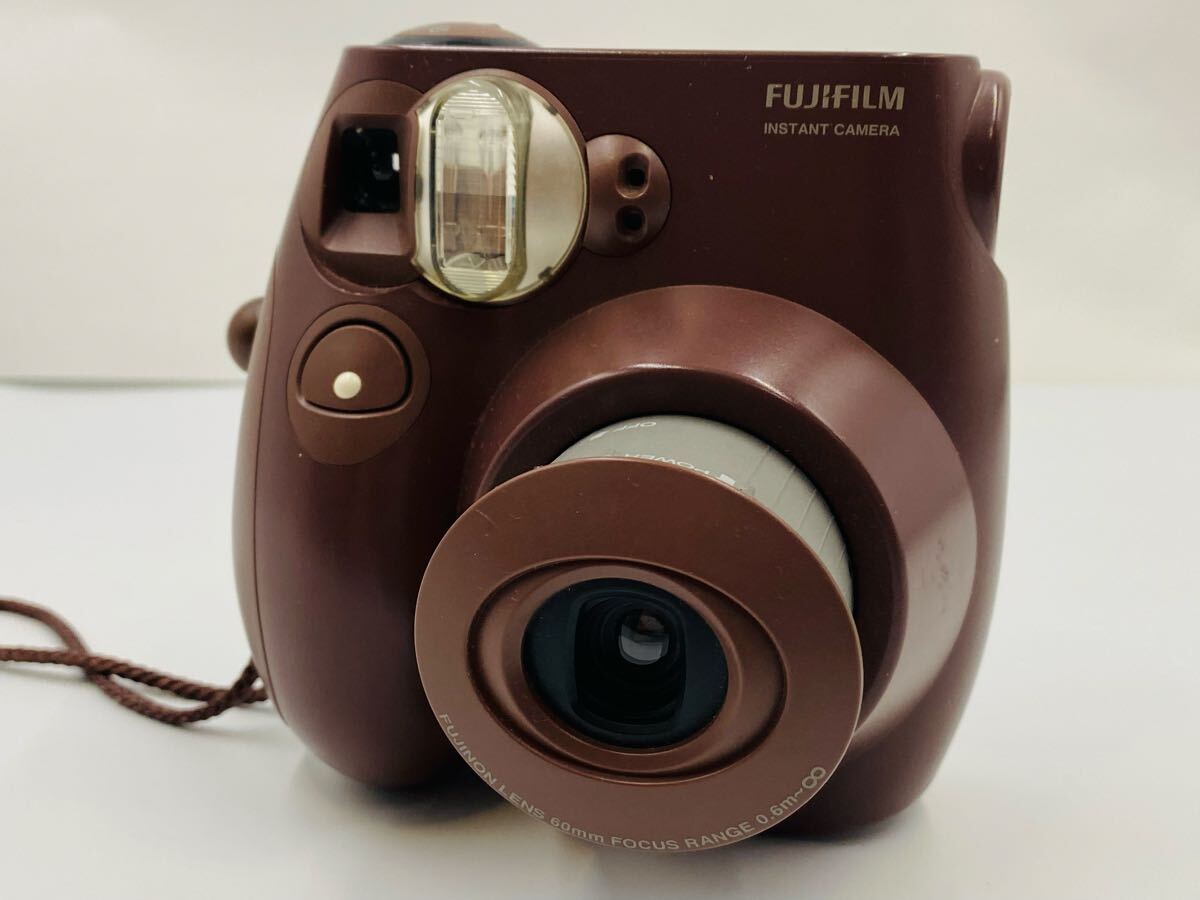 ☆ FUJIFILM 富士フィルム チェキ instax mini 7S choco チョコ インスタントカメラ 本体のみ 通電確認済み_画像2