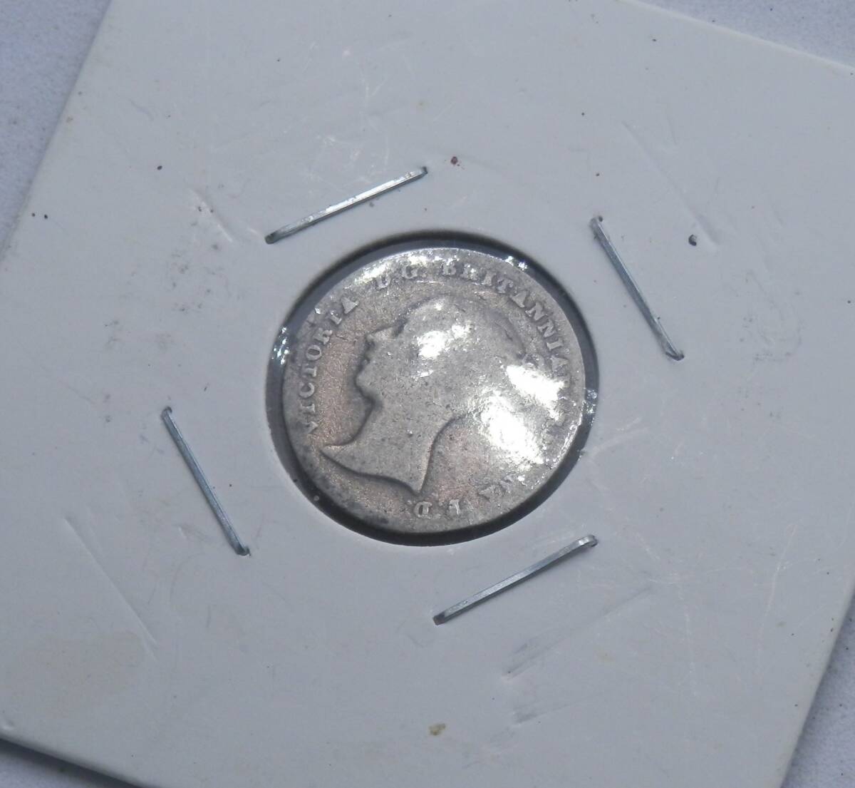 イギリス　1843年　4ペンス銀貨_画像1