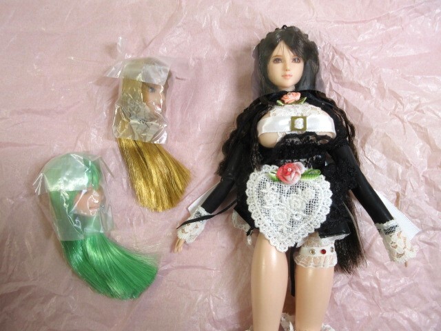 2J1-2「★1円~ カスタム ドール 素体 1体+ヘッド 2個」1/6 オビツ/アゾン/ボークス カスタムドール ドールヘッド カスタムヘッド 現状品_画像1