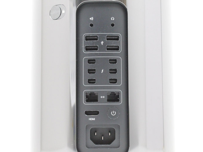 Apple Mac Pro Late2013 ME253J/A デスクトップPC Xeon E5-1620 v2 メモリ12GB SSD256GB AMD FirePro D300（デュアル）Cランク M83H 中古_画像3