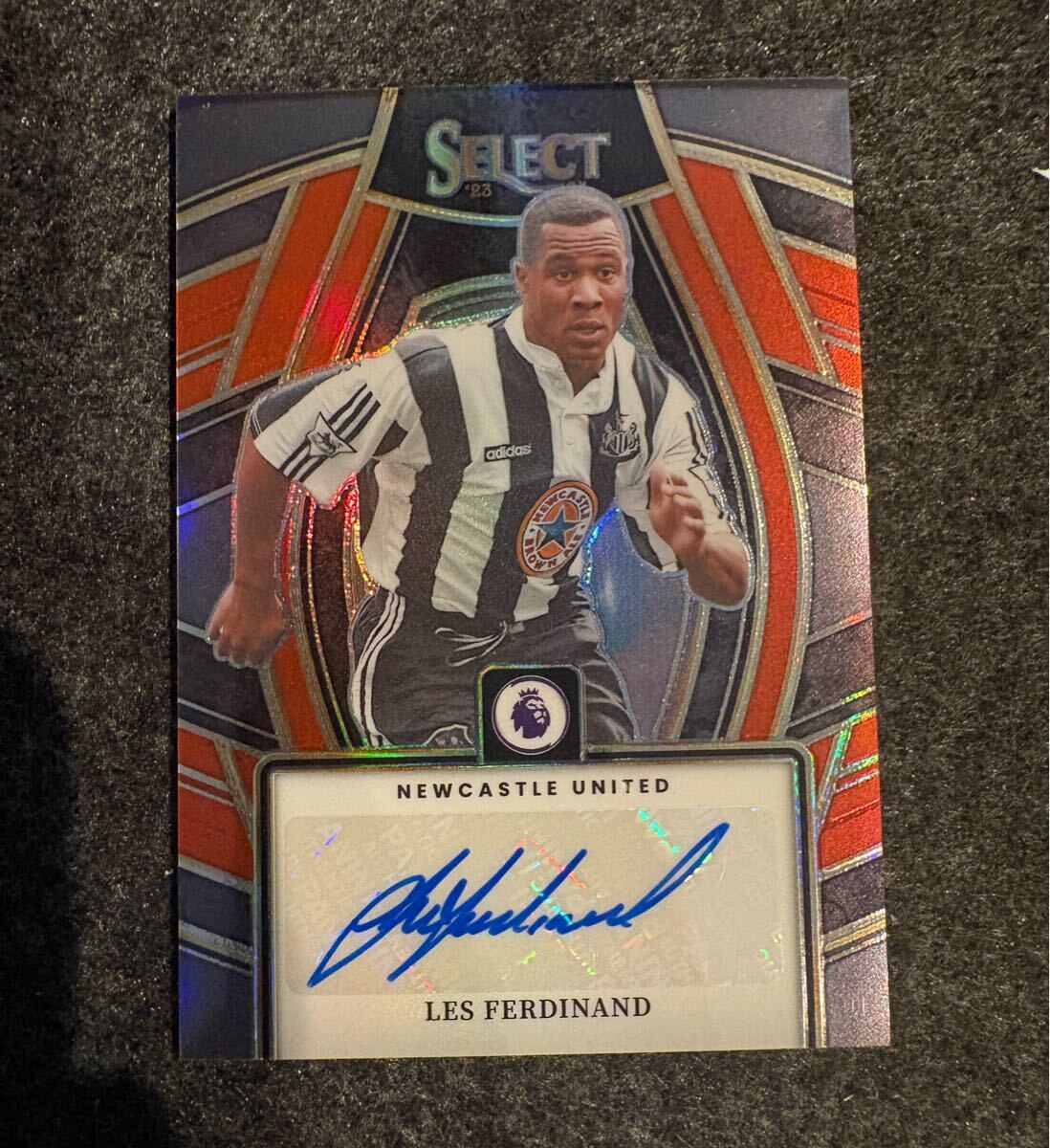 【★1円 】レス・ファーディナンド les ferdinand autograph card panini prizme select 直筆サインカード ニューカッスル Newcastle topps_画像1