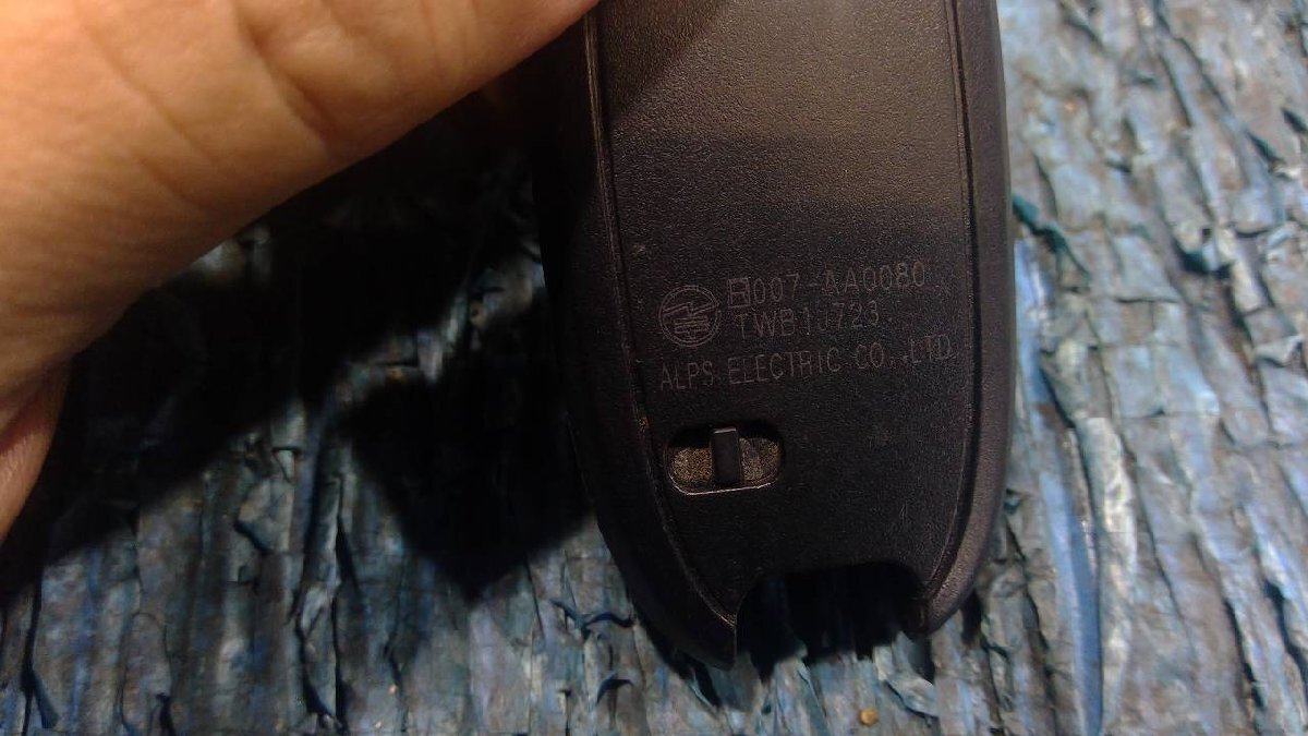  стоимость доставки 600 иен Spacia MK32S оригинальный дистанционный ключ свободный "умный" ключ ключ левый правый обе стороны электрический / автоматическая раздвижная дверь для 4 кнопка трещин нет работа проверка OK