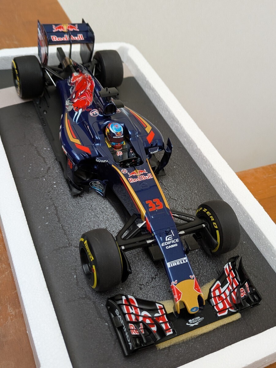 ☆超稀少品 ! 初期生産ロッド! PMA 1/18 スクーデリア トロロッソ STR11 #33 M.フェルスタッペン バーレーンGP 2016シーズン ☆ _画像1