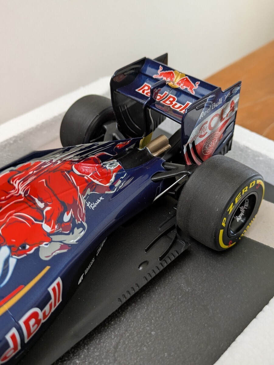 ☆超稀少品 ! 初期生産ロッド! PMA 1/18 スクーデリア トロロッソ STR11 #33 M.フェルスタッペン バーレーンGP 2016シーズン ☆ _画像5