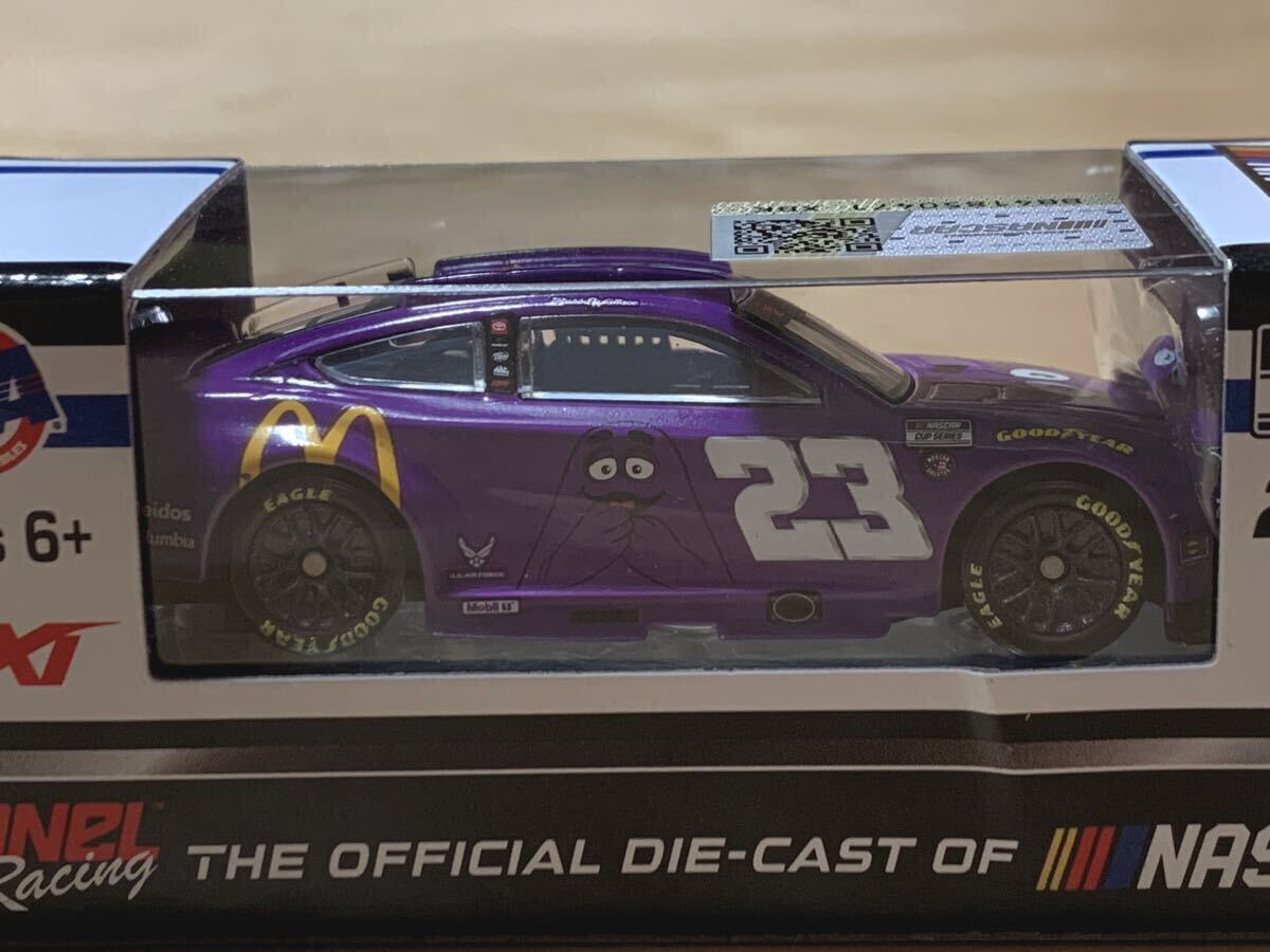 【新品：未開封】ライオネル レーシング 1/64 2024年 ナスカー トヨタ カムリ XSE No.23 / ババ・ウォレス [アイオワ・コーン350・参戦車]_画像5