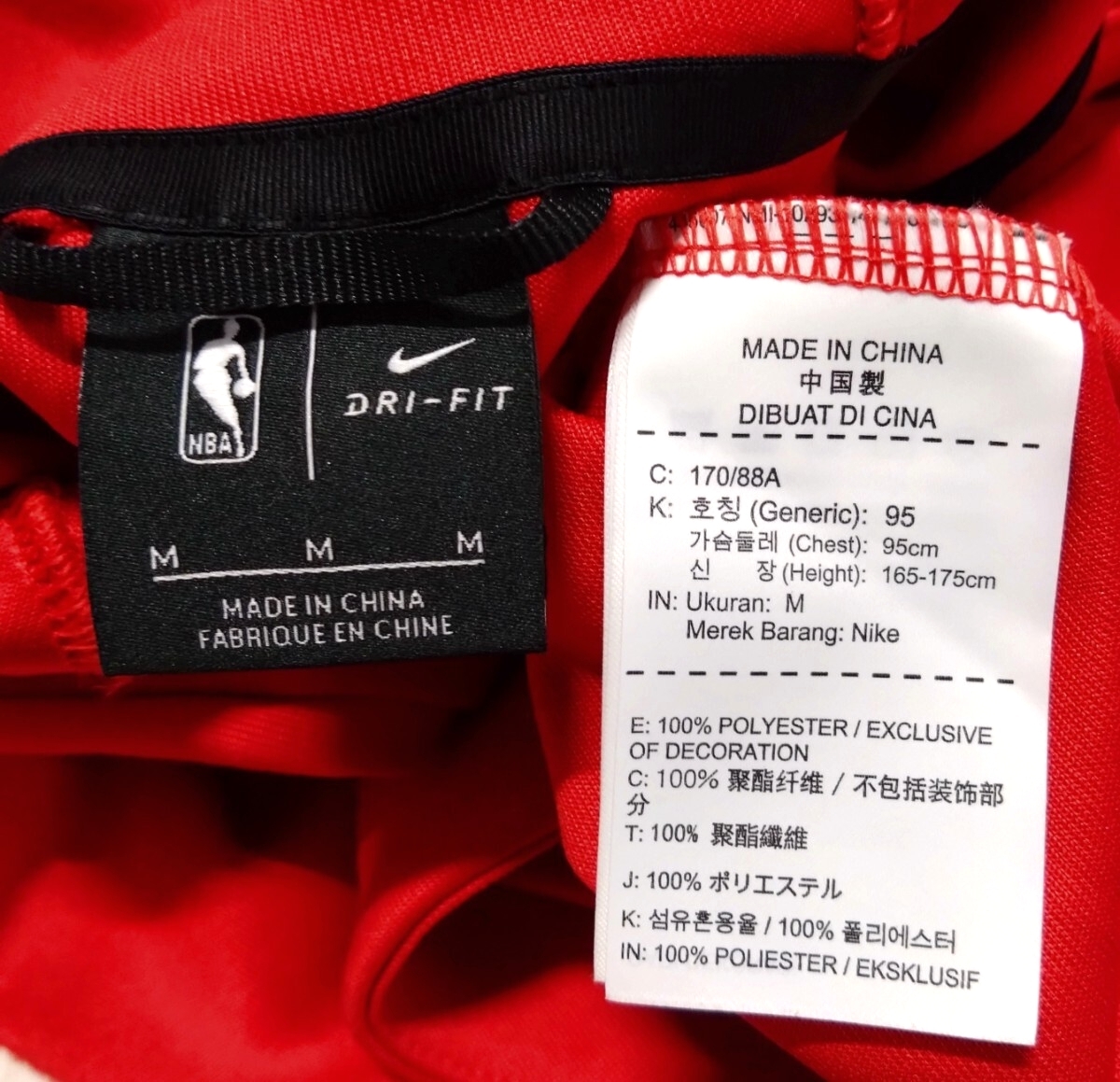 ●Mサイズ●ナイキ シカゴブルズ フーディ パーカー●バスケットボール_画像3