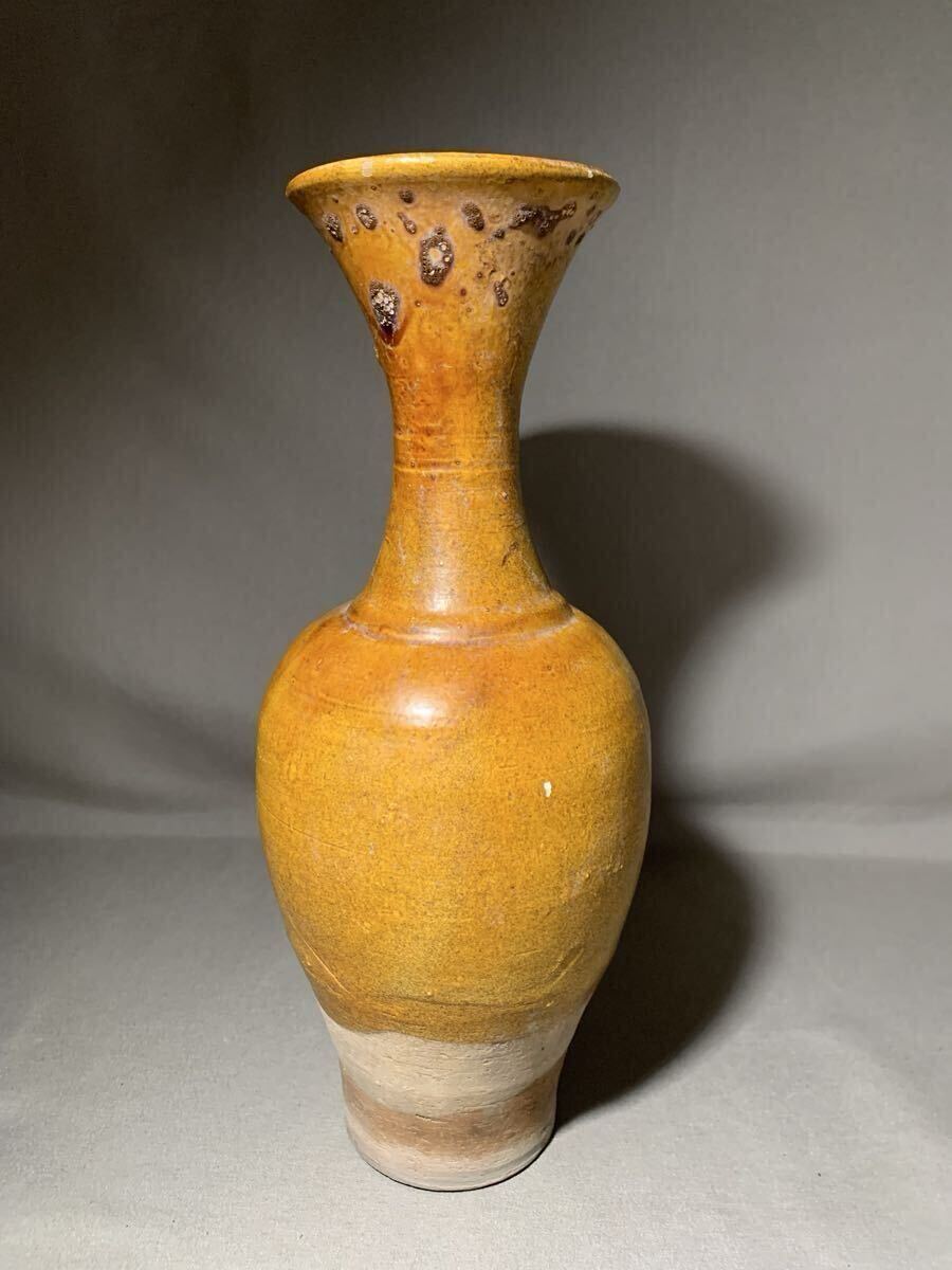 中国美術 遼 黄釉長頸瓶_画像2