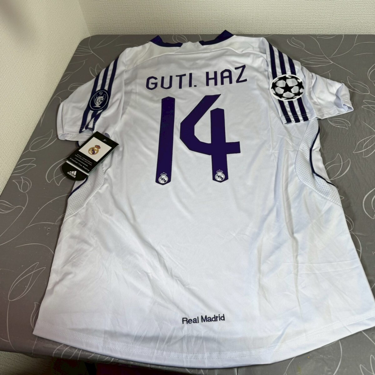 グティ　レアル・マドリード　ウェア　ユニフォーム_画像1
