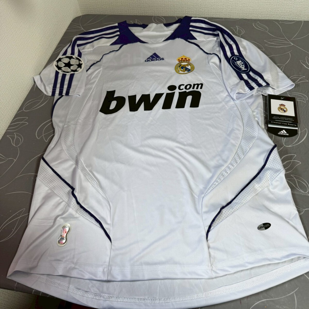グティ　レアル・マドリード　ウェア　ユニフォーム_画像2