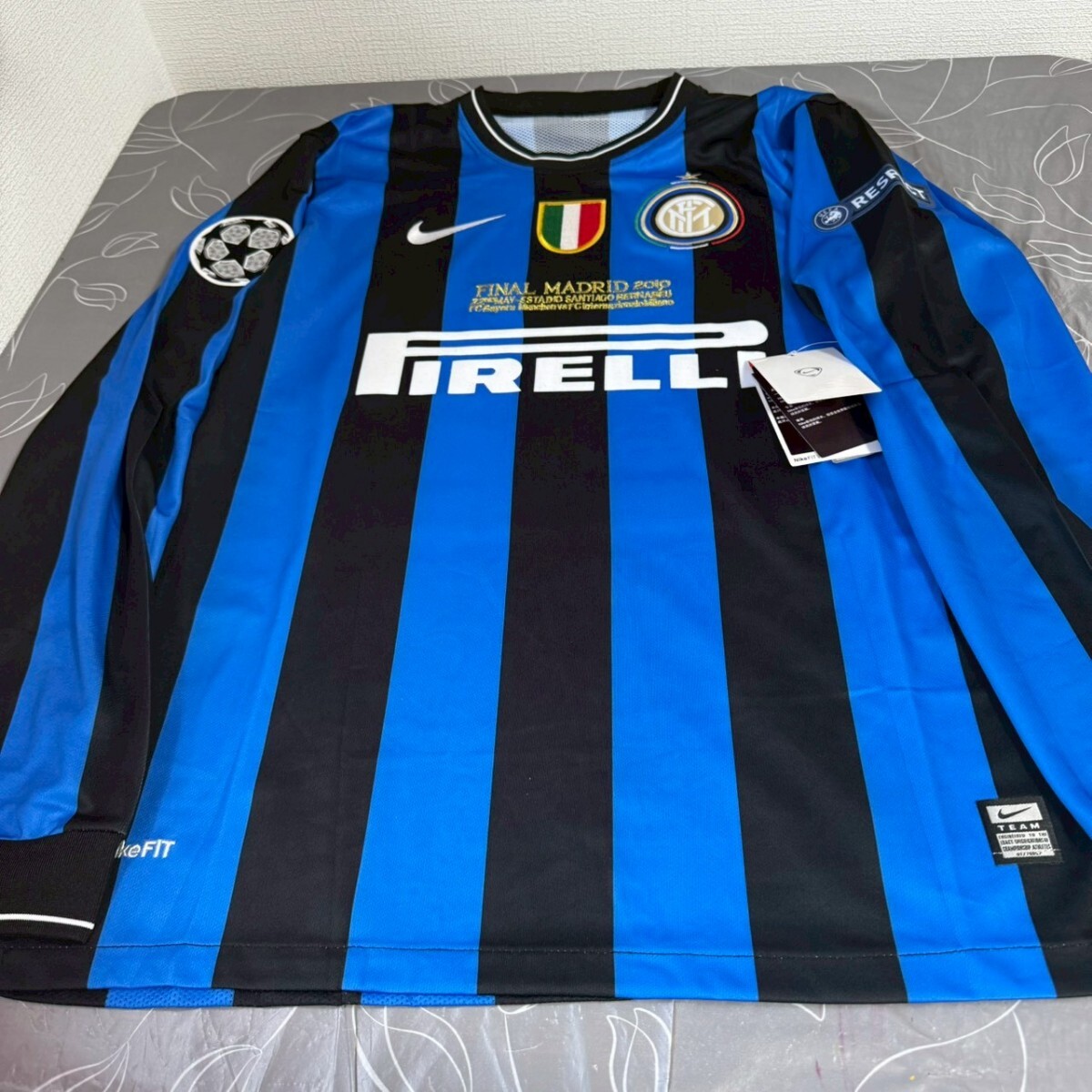 ディエゴ・ミリート　インテル　ウェア　ユニフォーム_画像2