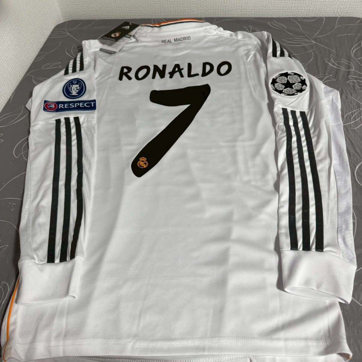 クリスティアーノ・ロナウド　選手用オーセンティック仕様　レアル・マドリード　ウェア　ユニフォーム 　_画像1